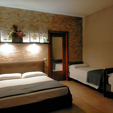 B&B Il Tramonto Pastrengo Bagian luar foto