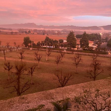 B&B Il Tramonto Pastrengo Bagian luar foto