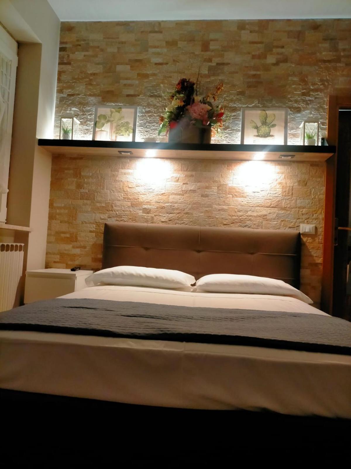 B&B Il Tramonto Pastrengo Bagian luar foto