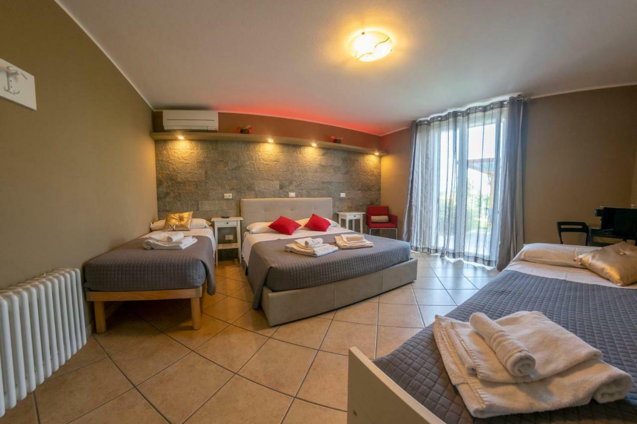 B&B Il Tramonto Pastrengo Bagian luar foto