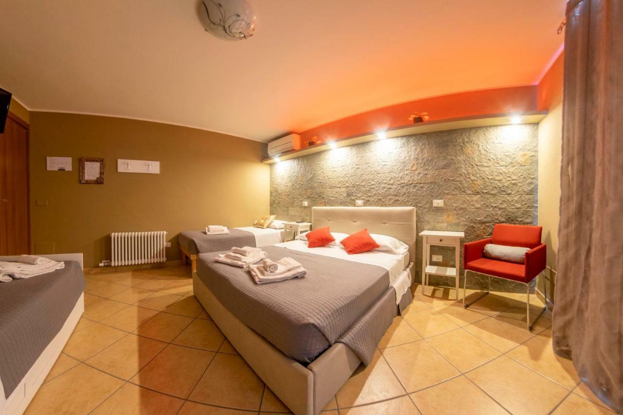 B&B Il Tramonto Pastrengo Bagian luar foto